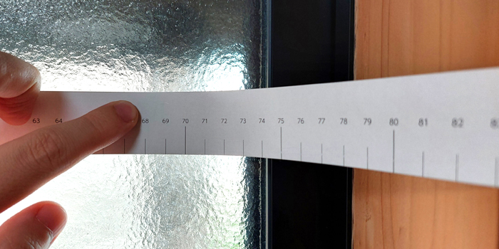 窓の長さを測る